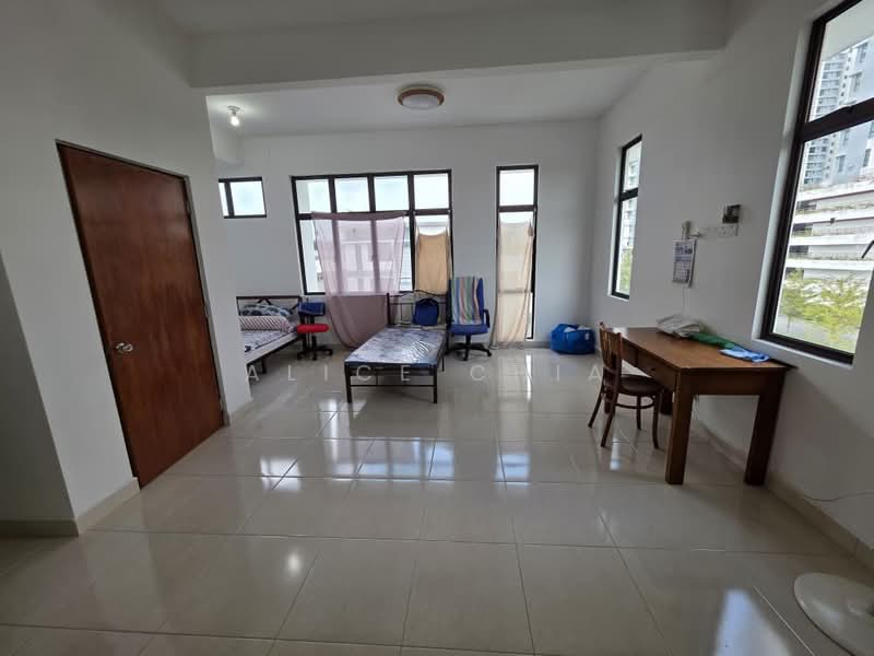Semi-Detached House for Sale in Taman Mutiara Rini (Skudai) - Alice Chia - Bedroom - PropertyGuru.com.my