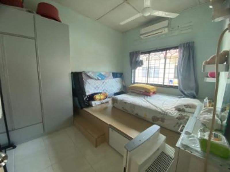 Rumah Teres 1-Tingkat untuk Dijual di Taman Seri Duyong (Duyong) - Woon . - Bedroom - PropertyGuru.com.my