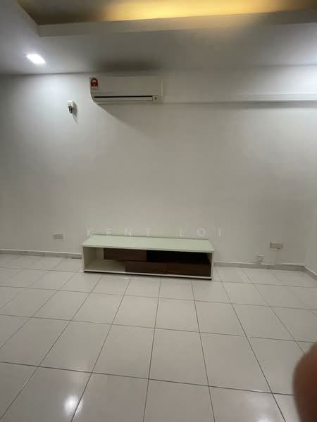 2-storey Terraced House for Rent in Setia Tropika (Johor Bahru) - Kent Loi - Living Room - PropertyGuru.com.my