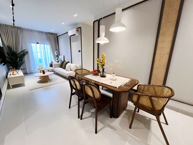 Servis Apartment untuk Dijual di Ara Residences - Evans Ee - Living Room - PropertyGuru.com.my