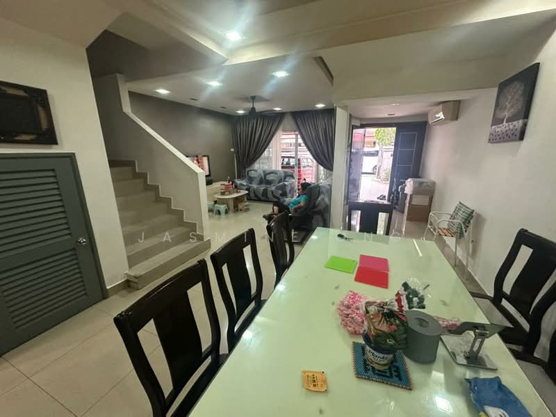 2.5-storey Terraced House for Sale in Laman Rimbunan (Kepong) - Jasmine Ong - Living Room - PropertyGuru.com.my