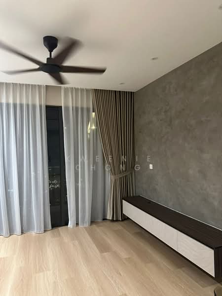 Kondominium untuk Disewa di Trinity Wellnessa - Kweenie Chong - Living Room - PropertyGuru.com.my