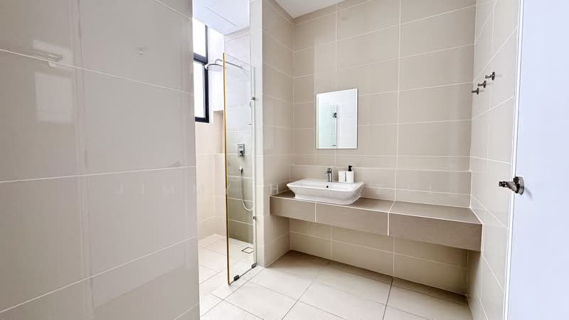 Kondominium untuk Disewa di Waltz Residences - Jimmy Haryzul - Bathroom - PropertyGuru.com.my