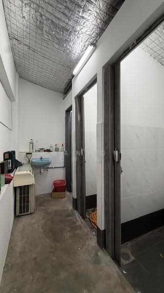 Shop / Office for Rent in Sentul (Sentul) - Brandon Chin - Bathroom - PropertyGuru.com.my