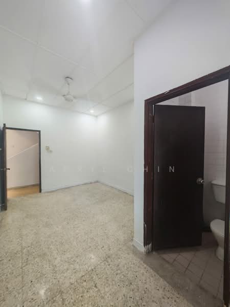 Rumah Teres 1.5 Tingkat untuk Disewa di Johor Bahru (Johor) - April Chin - Interior - PropertyGuru.com.my