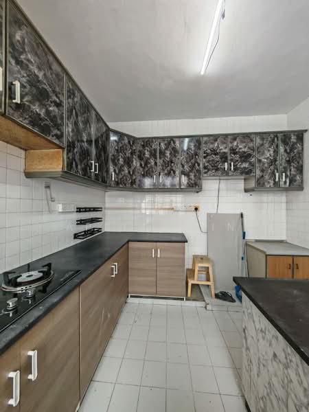 Rumah Teres 1.5 Tingkat untuk Disewa di Johor Bahru (Johor) - April Chin - Kitchen - PropertyGuru.com.my
