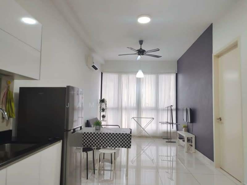 Pangsapuri untuk Dijual di Eco Nest @ Eco Botanic - James Bong - Living Room - PropertyGuru.com.my