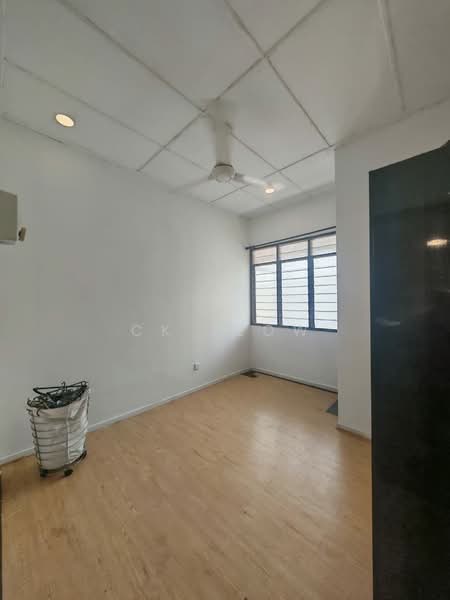 Rumah Teres 1.5 Tingkat untuk Disewa di Taman Perling (Perling) - Ck Leow - PropertyGuru.com.my