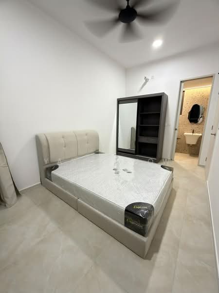 Condominium for Rent at Curvo Residences @ SkyArena - Yanny Siow - Master Bedroom - PropertyGuru.com.my