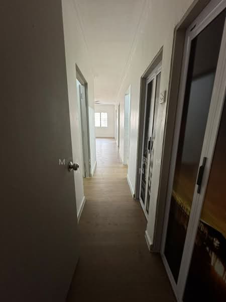 Apartment for Sale at Apartment Idaman - Masnizah Arifin - Corridor - PropertyGuru.com.my