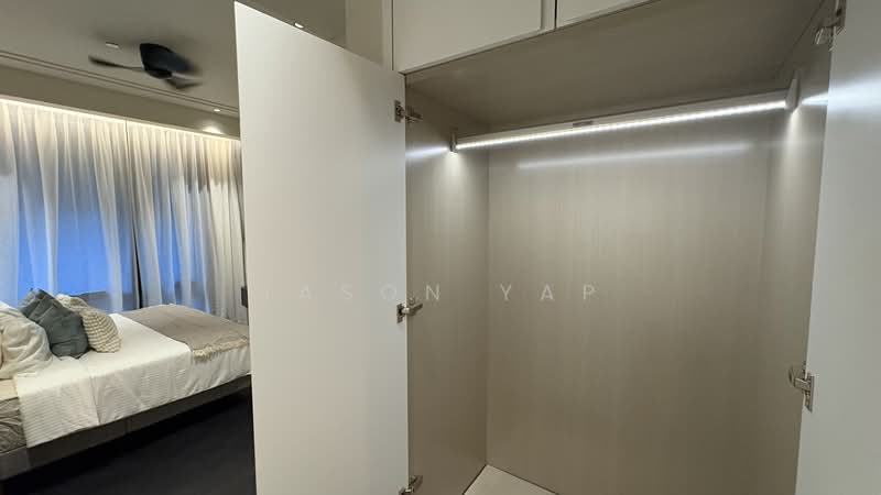 Servis Apartment untuk Disewa di Pavilion Damansara Heights, Windsor Suites - Jason Yap - Bedroom - PropertyGuru.com.my