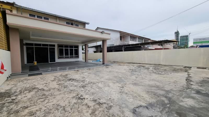 Shop / Office for Rent in Gelugor (Penang) - Jeffrey Chan - Exterior - PropertyGuru.com.my
