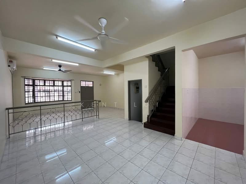 Rumah Teres 2 Tingkat untuk Disewa di Taman Rinting (Masai) - Kent Loi - Interior - PropertyGuru.com.my