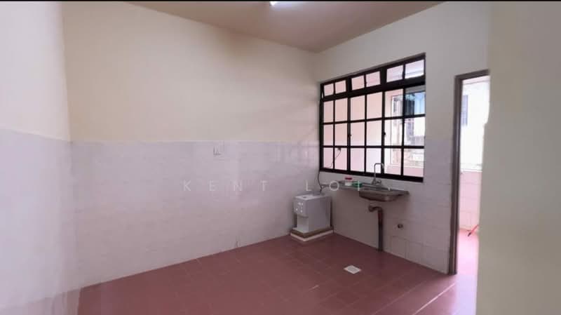 Rumah Teres 2 Tingkat untuk Disewa di Taman Rinting (Masai) - Kent Loi - Kitchen - PropertyGuru.com.my