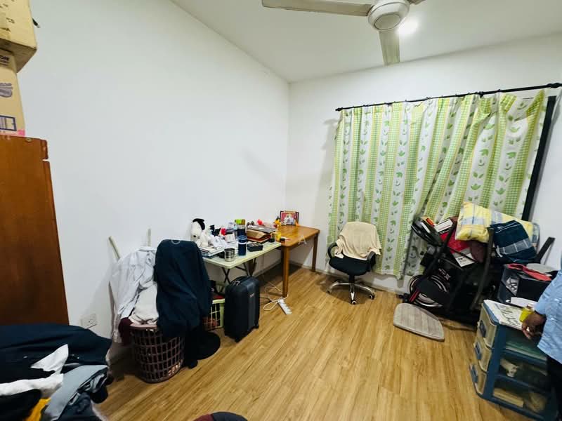 Rumah Teres untuk Dijual di Elmina (Shah Alam) - Mohd Fadzli - Bedroom - PropertyGuru.com.my