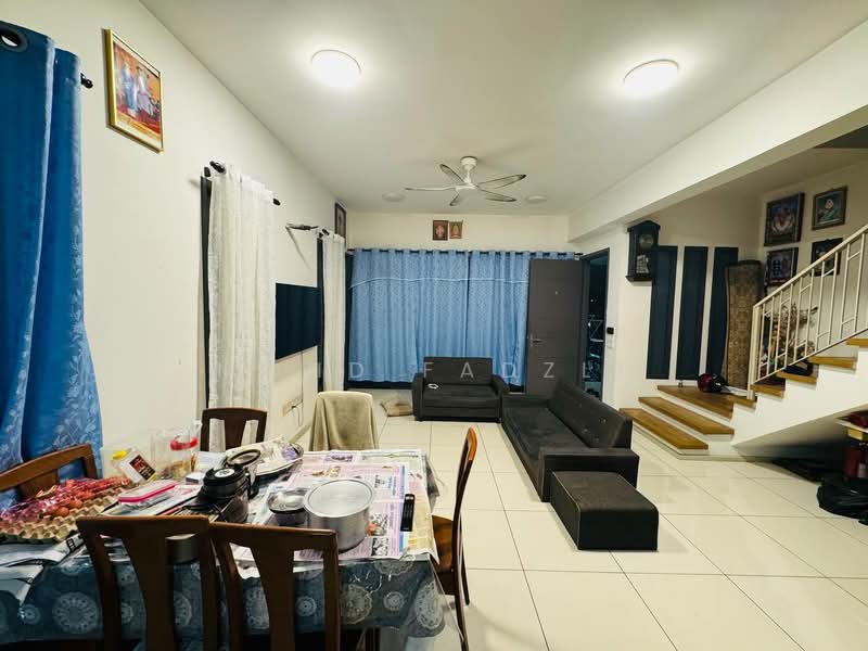 Rumah Teres untuk Dijual di Elmina (Shah Alam) - Mohd Fadzli - Living Room - PropertyGuru.com.my