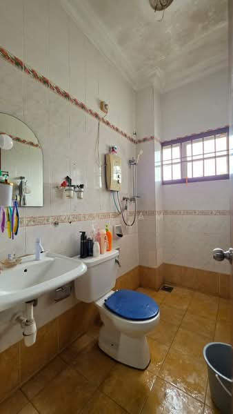 2-storey Terraced House for Sale in Bukit Indah 2 (Iskandar Puteri (Nusajaya)) - William Pua - Master Bathroom - PropertyGuru.com.my