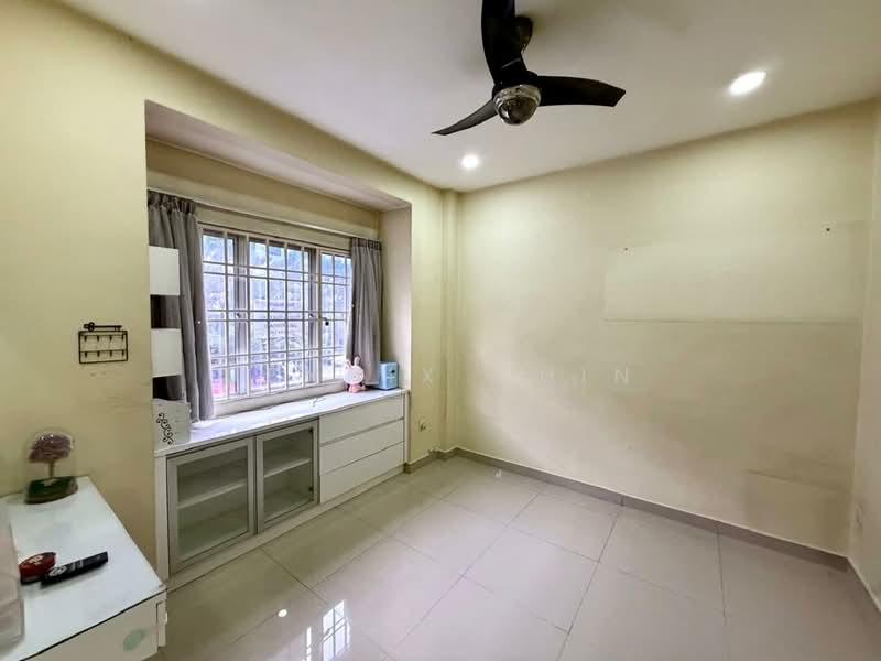 Apartment for Sale at Pangsapuri Bayu - Dennix Chin - Interior - PropertyGuru.com.my