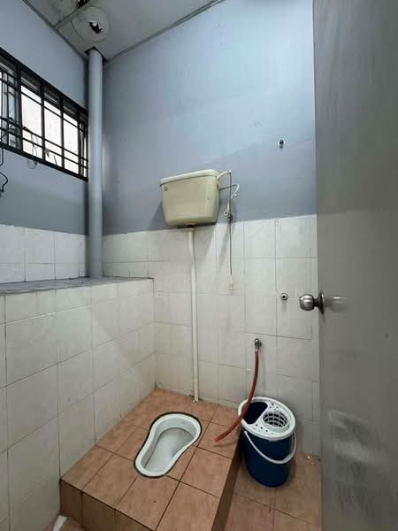 Shop for Rent in Taman Austin Perdana (Tebrau) - Celest Tan - PropertyGuru.com.my