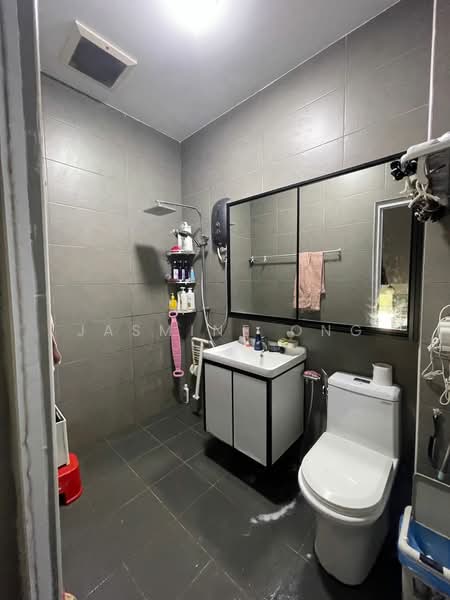 Rumah Teres 2.5 Tingkat untuk Dijual di Taman Kok Lian (Jalan Kuching) - Jasmine Ong - Bathroom - PropertyGuru.com.my
