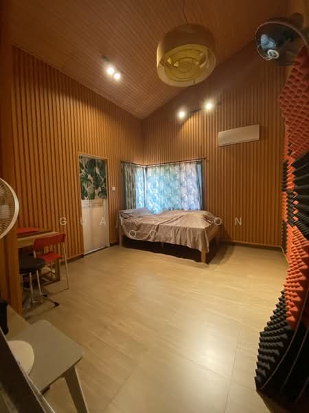 Semi-Detached House for Sale in Taman Koperasi Cuepacs (Cheras) - Guat Choon Ooi - Bedroom - PropertyGuru.com.my