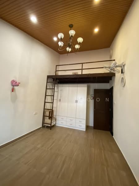 Semi-Detached House for Sale in Taman Koperasi Cuepacs (Cheras) - Guat Choon Ooi - Bedroom - PropertyGuru.com.my