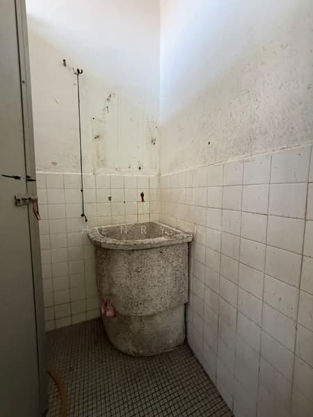 Rumah Teres 1 Tingkat untuk Dijual di Taman Ria Jaya (Sungai Petani) - Henry Ng - Bathroom - PropertyGuru.com.my