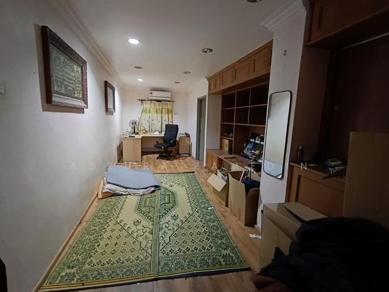 Rumah Teres 2 Tingkat untuk Dijual di SS18 (Subang Jaya) - Adzura Zamedin - Study - PropertyGuru.com.my
