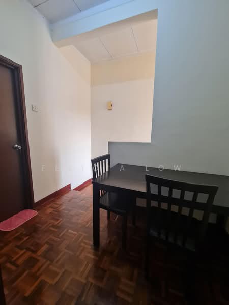 Rumah Teres untuk Dijual di Putra Heights (Subang Jaya) - Felicia Low - Dining Room - PropertyGuru.com.my