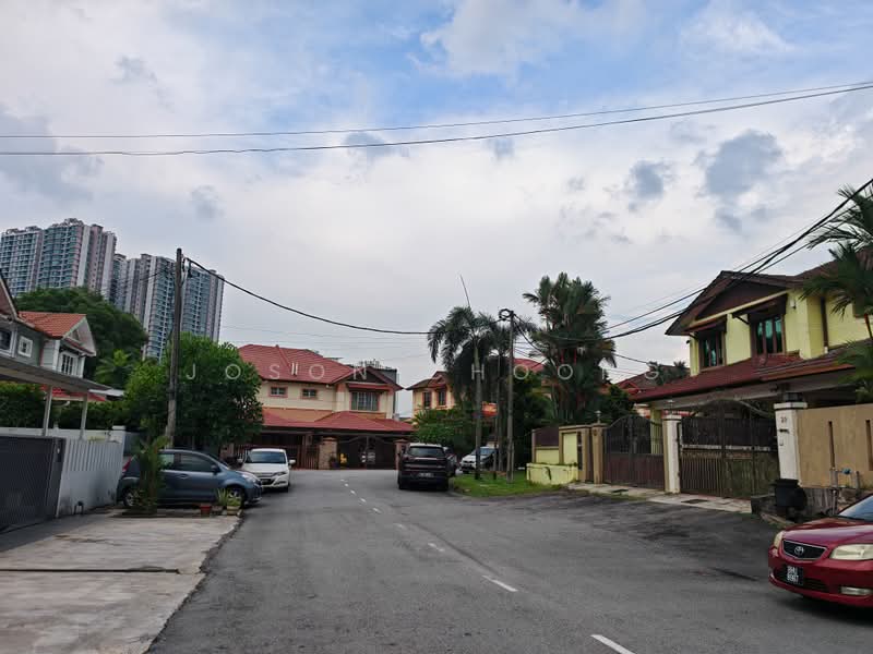 Semi-Detached House for Sale in Taman Bukit Serdang (Seri Kembangan) - Joson Choong - PropertyGuru.com.my