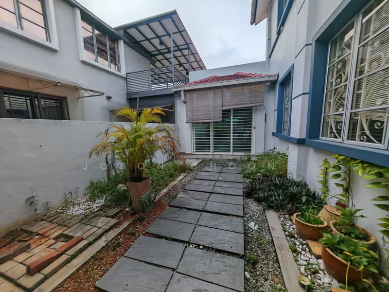 Semi-Detached House for Sale in Taman Bukit Serdang (Seri Kembangan) - Joson Choong - PropertyGuru.com.my
