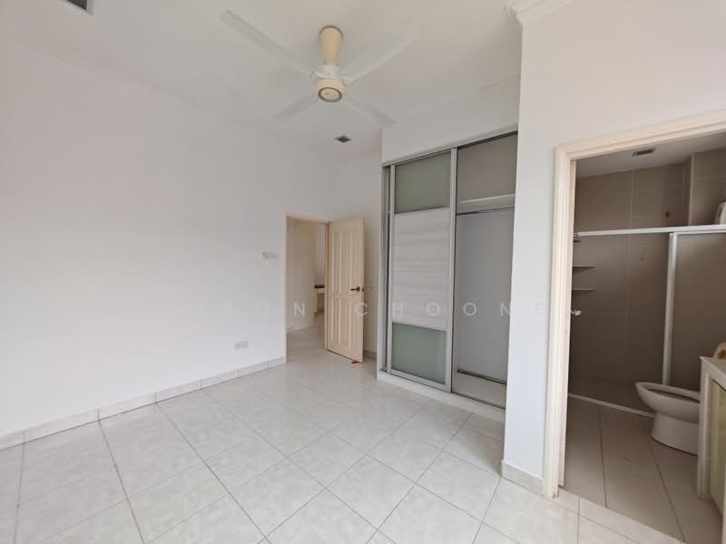 Semi-Detached House for Sale in Taman Bukit Serdang (Seri Kembangan) - Joson Choong - PropertyGuru.com.my