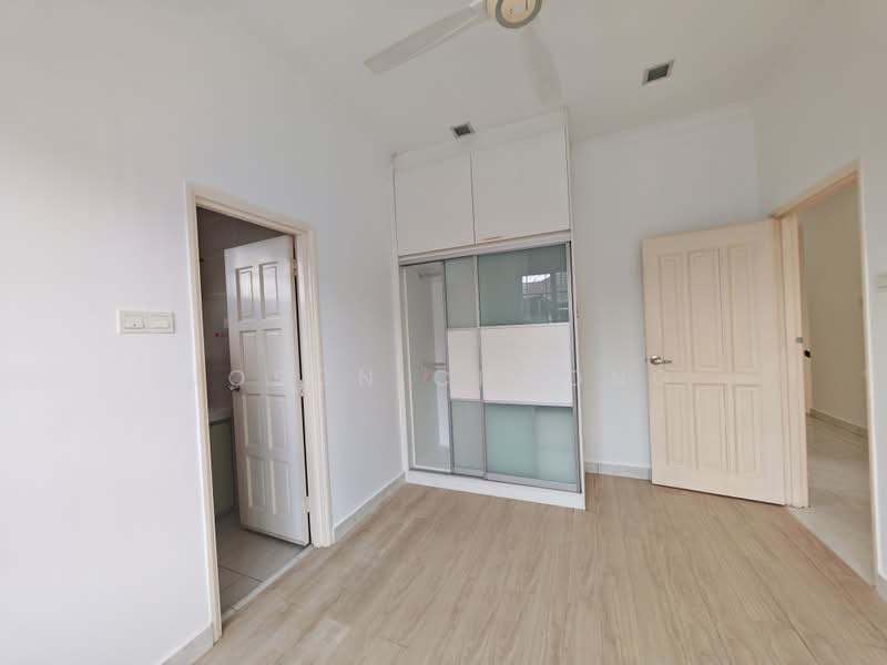 Semi-Detached House for Sale in Taman Bukit Serdang (Seri Kembangan) - Joson Choong - PropertyGuru.com.my