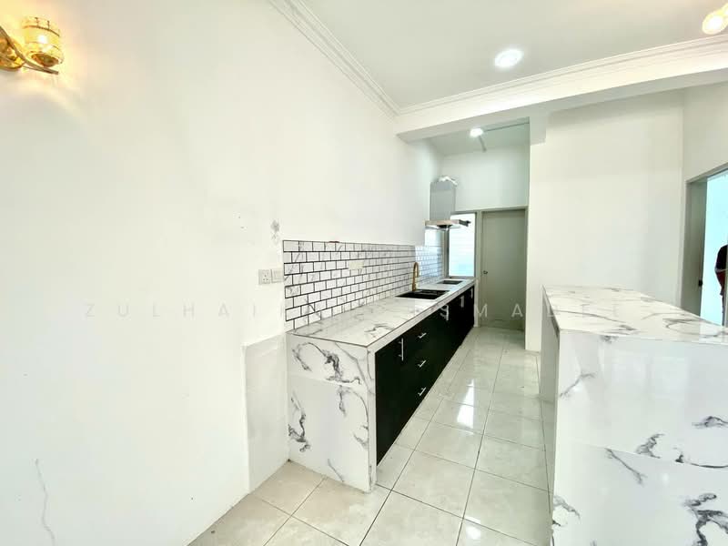 2-storey Terraced House for Sale in Taman Tasik Semenyih (Semenyih) - Zulhaikal Asmadee - Kitchen - PropertyGuru.com.my