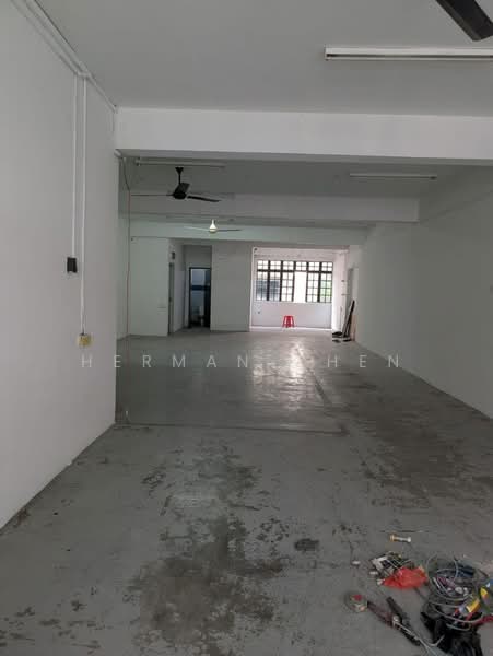 Shop for Rent in Bukit Indah (Iskandar Puteri (Nusajaya)) - Herman Chen - Interior - PropertyGuru.com.my