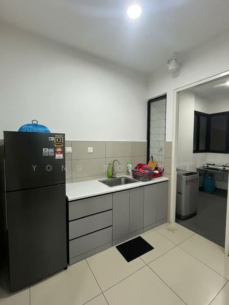 Servis Apartment untuk Disewa di Woodsbury Suites - Yong Soo Kee - Kitchen - PropertyGuru.com.my