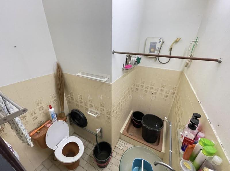 Terraced House for Sale in Selayang (Selangor) - Sean Yong - Bathroom - PropertyGuru.com.my