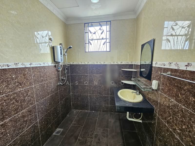 Rumah Berkembar untuk Dijual di Subang Alam (Shah Alam) - Jason Ooi - Bathroom - PropertyGuru.com.my