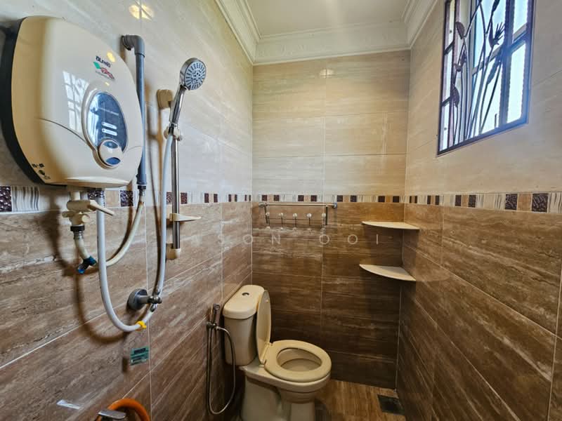 Rumah Berkembar untuk Dijual di Subang Alam (Shah Alam) - Jason Ooi - Bathroom - PropertyGuru.com.my