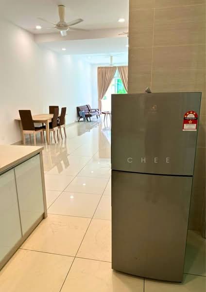 Servis Apartment untuk Disewa di Setia Tri-angle - Clifton Chee - Living Room - PropertyGuru.com.my