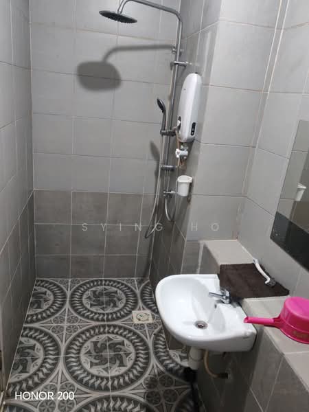 Kondominium untuk Disewa di Residensi Adelia - Sying Ho - Bathroom - PropertyGuru.com.my