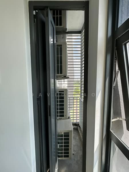 Kondominium untuk Disewa di Lakeville Residence - David Lao - Balcony - PropertyGuru.com.my