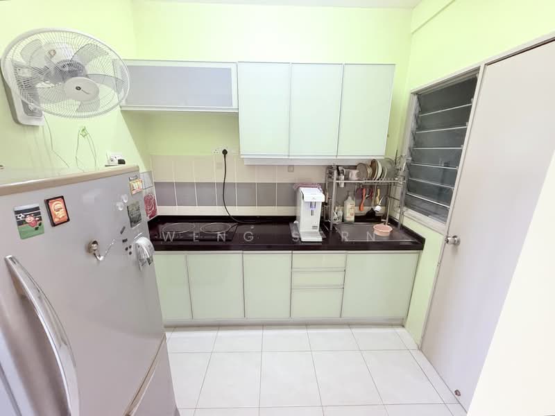 Pangsapuri untuk Disewa di Taman Bukit Erskine - Weng Sern - Kitchen - PropertyGuru.com.my