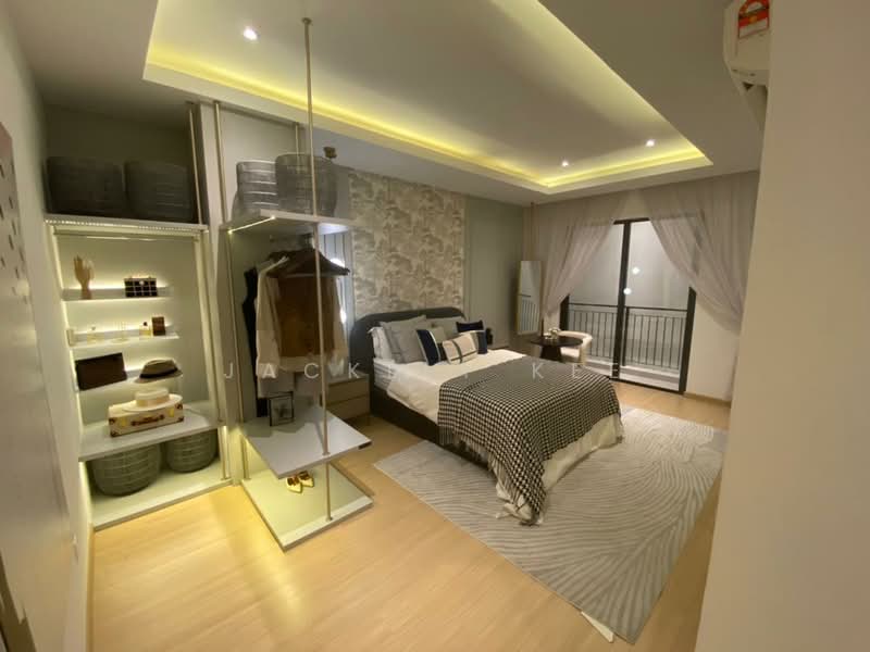 Pangsapuri untuk Dijual di Radium Adesa - Jacklly Kee - Bedroom - PropertyGuru.com.my