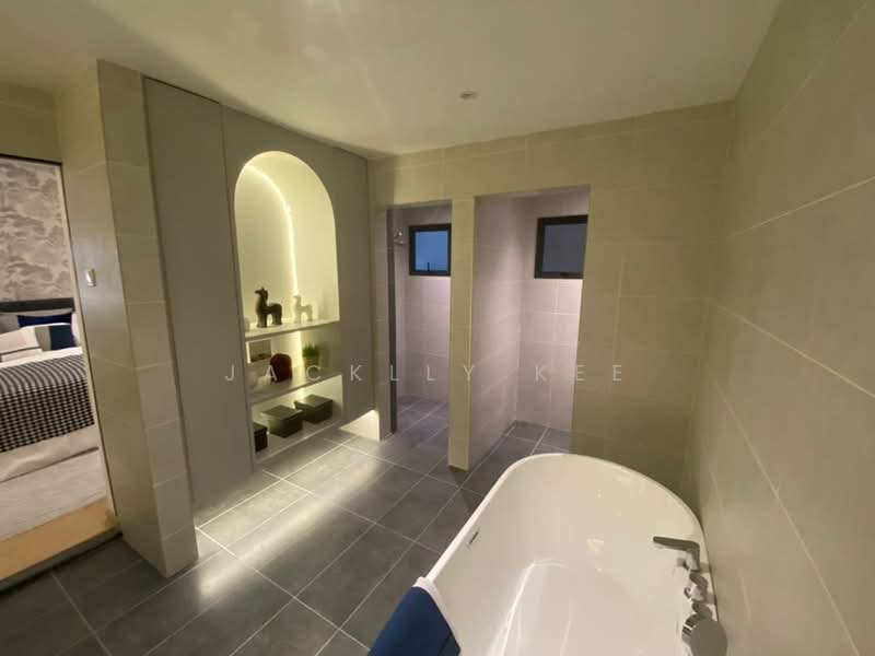 Pangsapuri untuk Dijual di Radium Adesa - Jacklly Kee - Bathroom - PropertyGuru.com.my