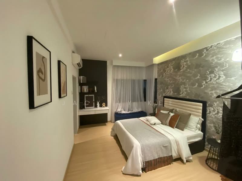 Pangsapuri untuk Dijual di Radium Adesa - Jacklly Kee - Bedroom - PropertyGuru.com.my