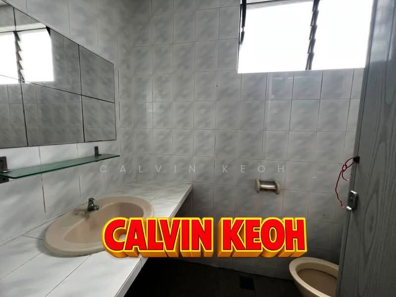 Apartment for Sale at Pearl Garden - Calvin Keoh - Bathroom - PropertyGuru.com.my