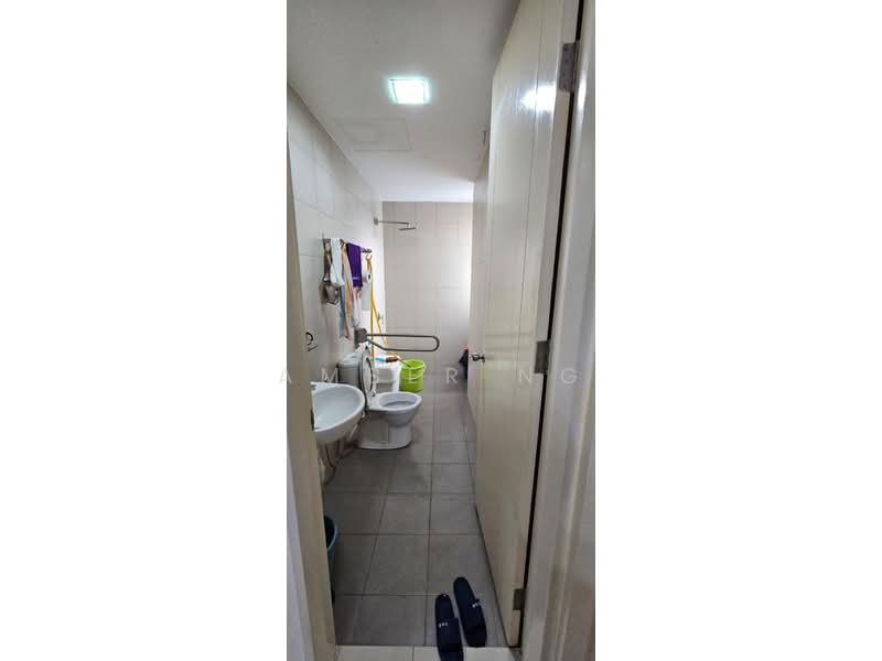 Kondominium untuk Dijual di 222 Residency - Amber Ng - Bathroom - PropertyGuru.com.my
