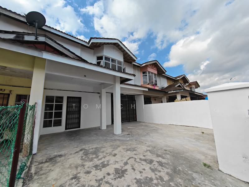 Terraced House for Sale in Senai (Kulai) - Tom Chiew - Exterior - PropertyGuru.com.my