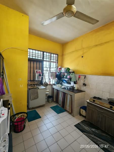 Rumah Teres 2 Tingkat untuk Dijual di Seremban 2 (Negeri Sembilan) - Nurul Ain Mohd Razali - Kitchen - PropertyGuru.com.my